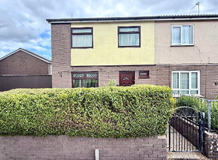 3 Bedroom End Of Terrace House For Sale In Rosemount Gardens, Derry, BT48