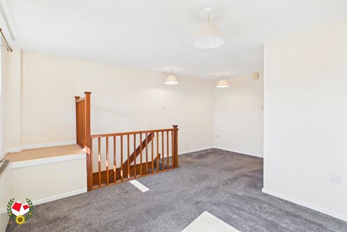 1 Bedroom Flat To Rent In Oakridge Close, Abbeymead, Gloucester, GL4