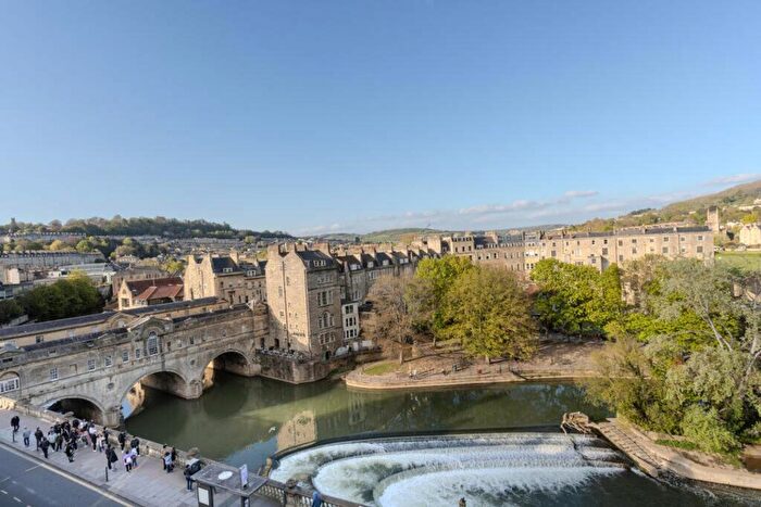 1 Bedroom Flat For Sale In Grand Parade, Bath, BA2