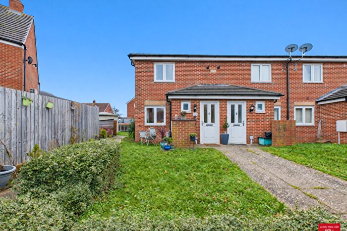 1 Bedroom End Of Terrace House For Sale In Greenways, Gloucester, GL4