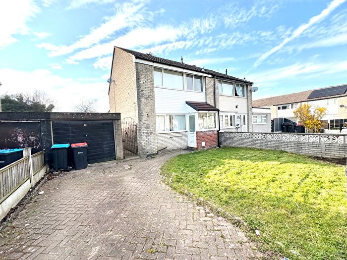 3 Bedroom Property To Rent In Esk Road, Winsford, CW7
