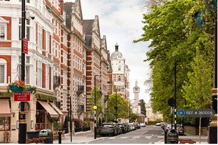 2 Bedroom Terraced House To Rent In St Johns Wood High St, London, NW8