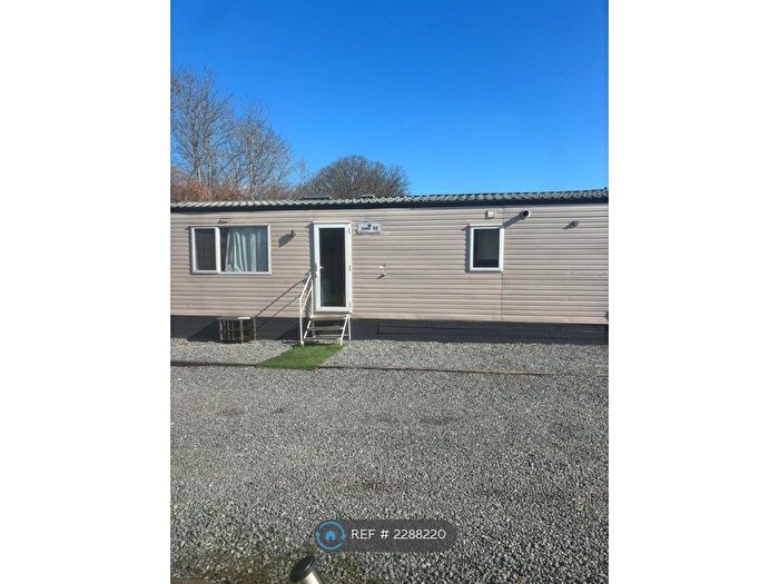 2 Bedroom Mobile/park Home To Rent In Weeping Willow, Cranleigh, GU6