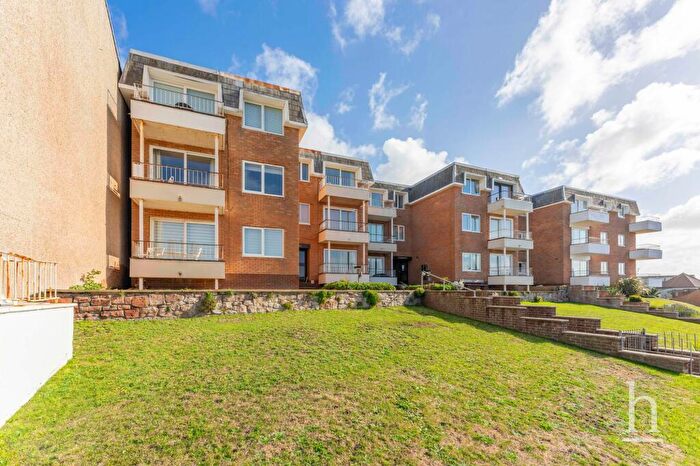 2 Bedroom Apartment For Sale In South Parade, West Kirby, CH48