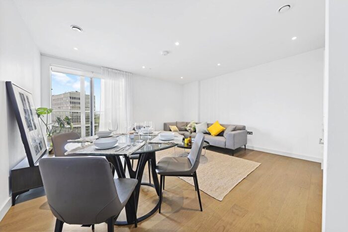 1 Bedroom Apartment To Rent In Mawes House, SE17