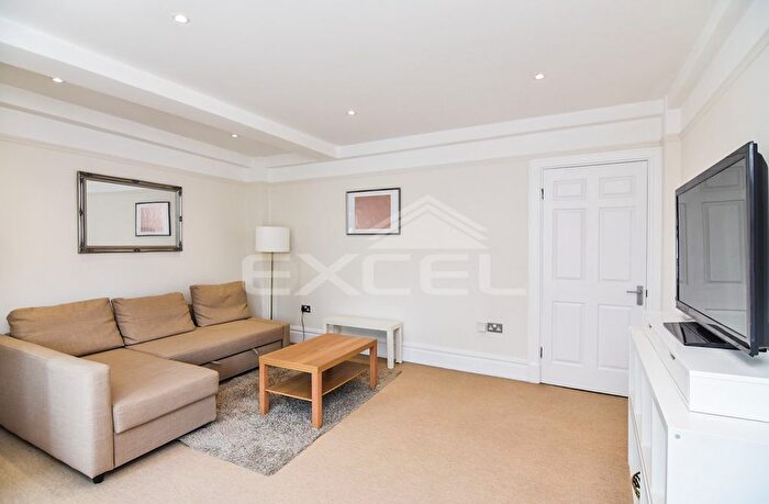 2 Bedroom Flat To Rent In Compayne Gardens, West Hampstead, London, NW6