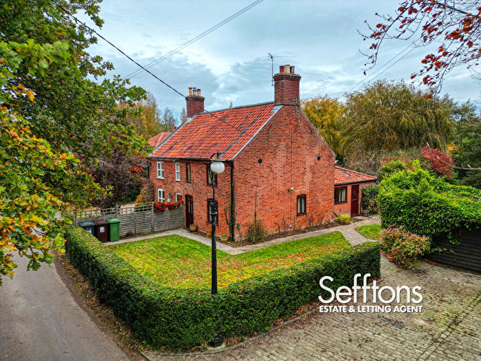 3 Bedroom Semi-Detached House For Sale In Bridge Road, Colby, Norwich, Norfolk, NR11