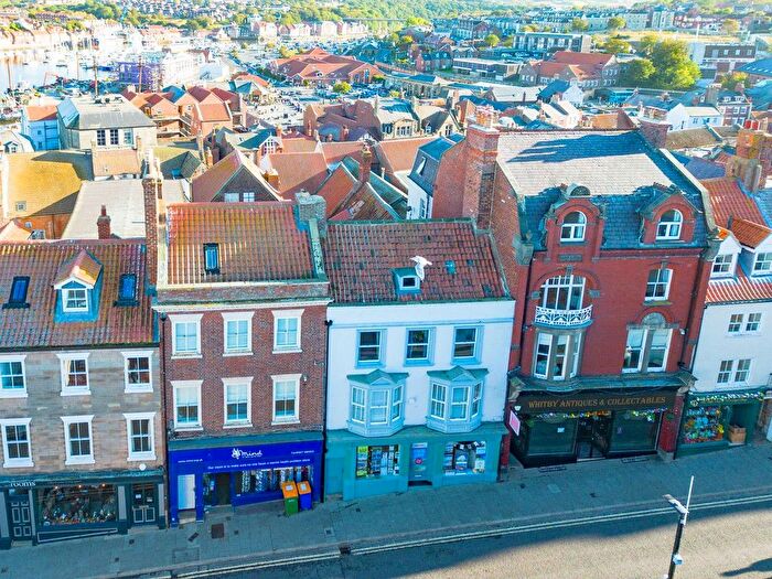 4 Bedroom Town House For Sale In Flowergate, Whitby, YO21