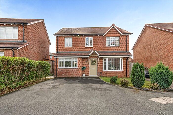 4 Bedroom Detached House For Sale In Esthwaite Close, Middleton, Manchester, Greater Manchester, M24