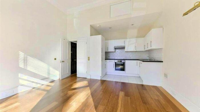 2 Bedroom Flat To Rent In Cranley Gardens, London, SW7