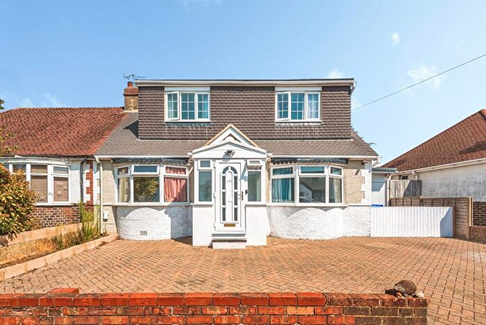 6 Bedroom Semi-Detached House For Sale In The Crescent, Southwick, Brighton, BN42