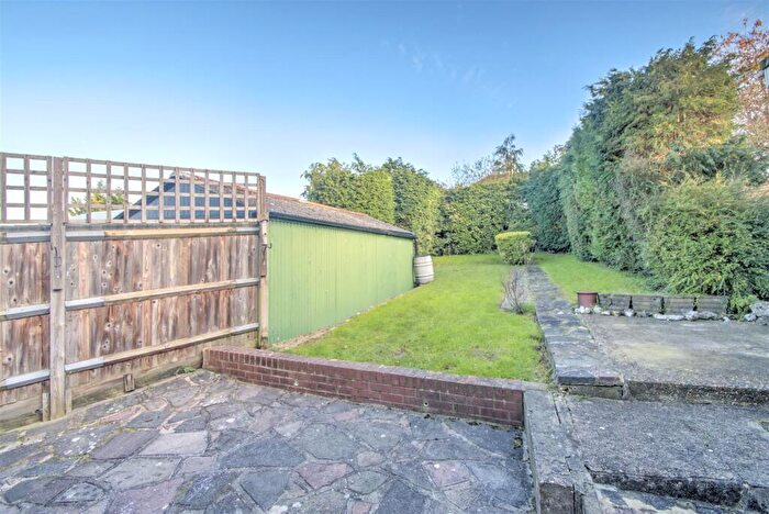 2 Bedroom Detached Bungalow To Rent In Highland Road, Northwood, HA6