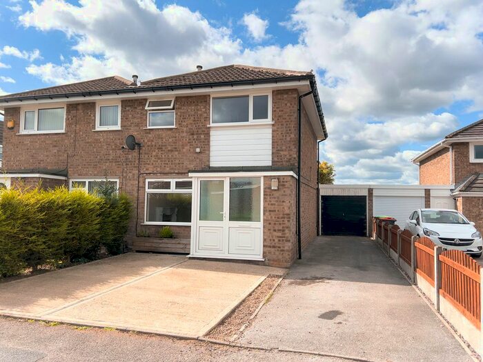 3 Bedroom Semi-Detached House To Rent In Abington Avenue, Sutton-In-Ashfield, NG17