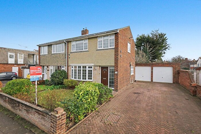 3 Bedroom Semi Detached House For Sale In South Avenue, Sittingbourne, ME10