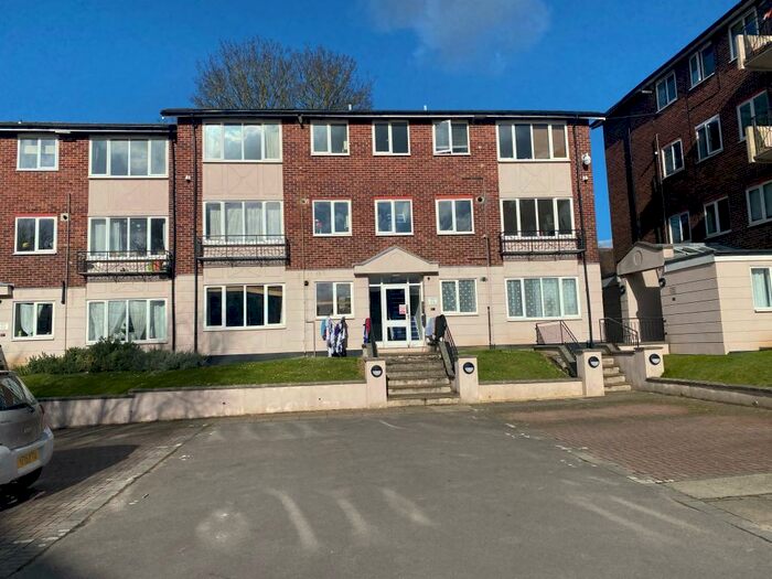 2 Bedroom Apartment To Rent In Lizmans Court, Cowley, OX4