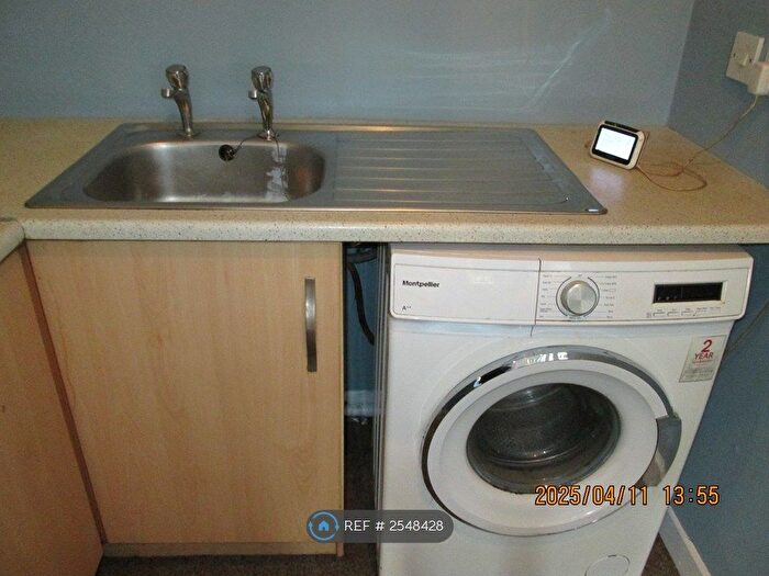 Studio To Rent In Afton Road, Stevenston, KA20