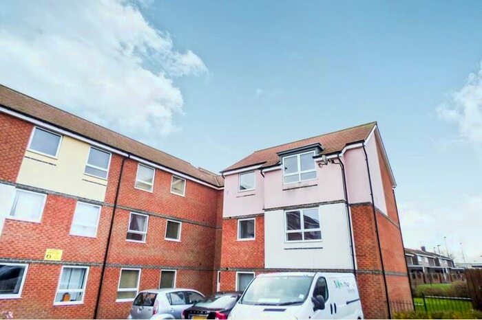 2 Bedroom Flat To Rent In Hindmarsh Drive, Ashington, NE63