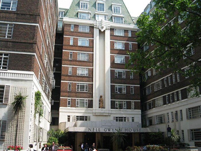 1 Bedroom Flat To Rent In Sloane Avenue, London, SW3