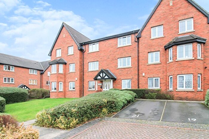 2 Bedroom Flat To Rent In Pavilion Close, Stanningley, Leeds, LS28