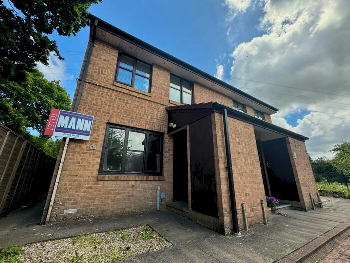 1 Bedroom Maisonette To Rent In Pickwick Close, Totton, SO40