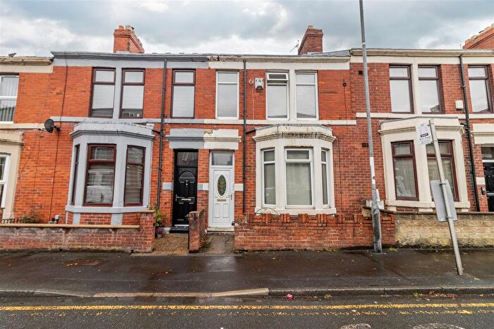 4 Bedroom Terraced House For Sale In Rectory Road, Bensham, Gateshead, NE8