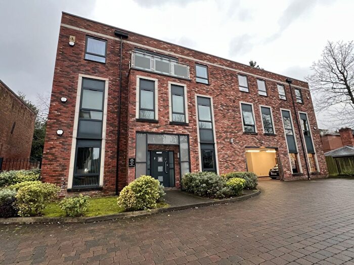 2 Bedroom Flat To Rent In Hagley Road, Birmingham, West Midlands, B16