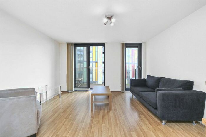 2 Bedroom Flat To Rent In Homerton Road, London, E9