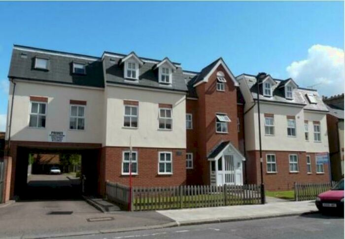 2 Bedroom Apartment To Rent In Derby Road, Enfield, EN3