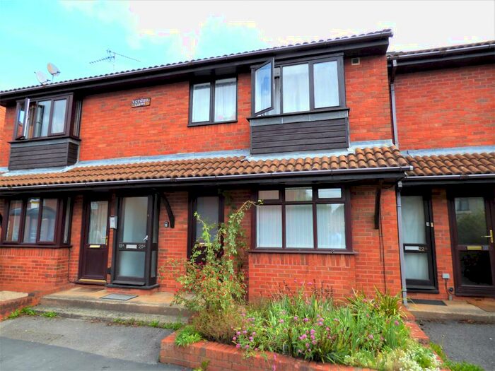 1 Bedroom Apartment To Rent In Verdun Court, Bath Road, Stonehouse, GL10