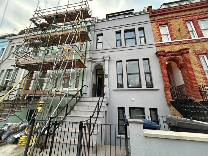 4 Bedroom Terraced House To Rent In Salisbury Road, High Barnet, Barnet, EN5