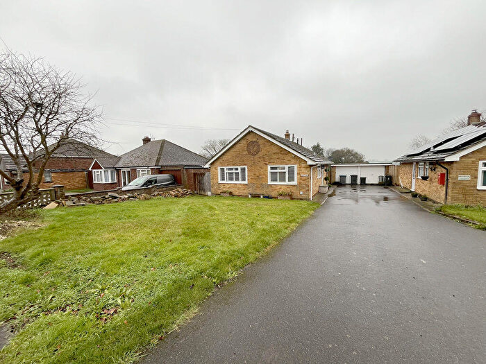 2 Bedroom Detached Bungalow For Sale In East Studdal, CT15