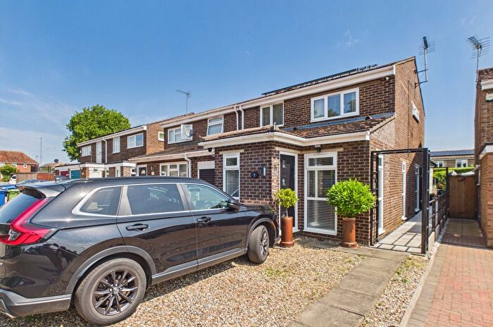 3 Bedroom Semi-Detached House For Sale In Harlestones Road, Cottenham, CB24