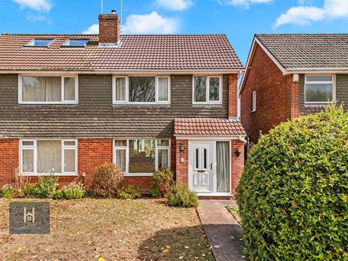 3 Bedroom Semi-detached House For Sale In Wisteria Avenue, Chipping Sodbury, BS37