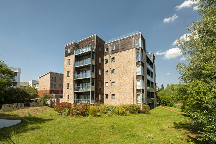 2 Bedroom Apartment For Sale In Fitzgerald Place, Cambridge, CB4