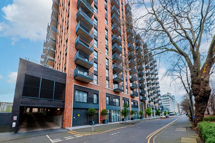 1 Bedroom Flat For Sale In Victoria Avenue, Southend-On-Sea, SS2