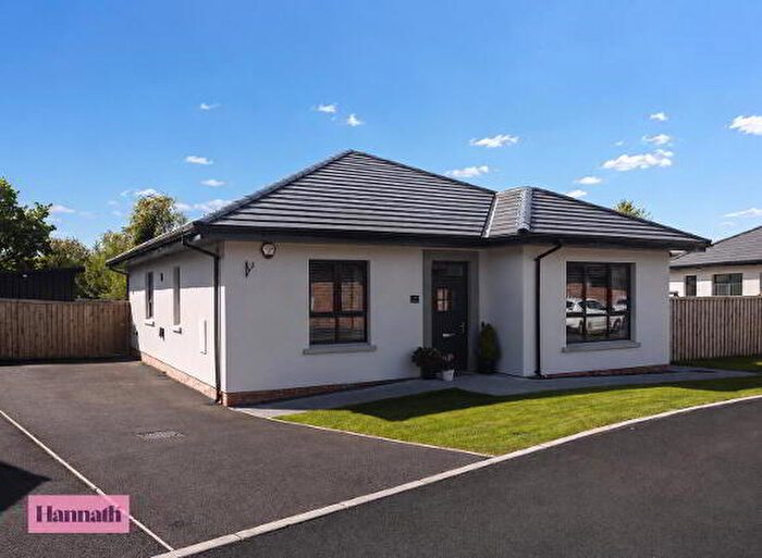 3 Bedroom Detached Bungalows For Sale In Roslyn Meadows, Craigavon, BT63