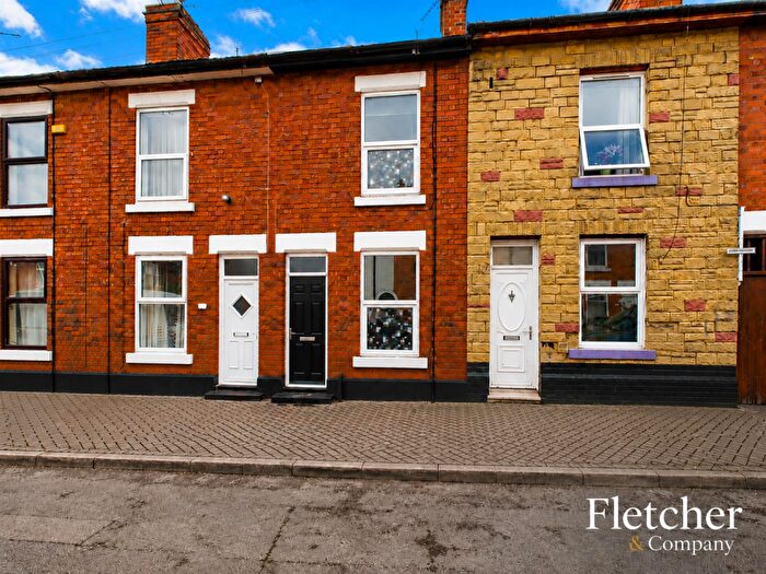 2 Bedroom House To Rent In Spring Street, Derby, DE22