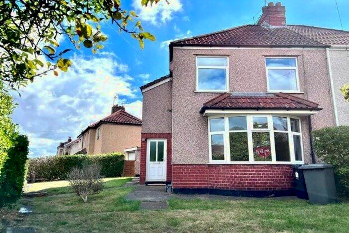 3 Bedroom Property To Rent In Alexandra Gardens, Bristol, BS16