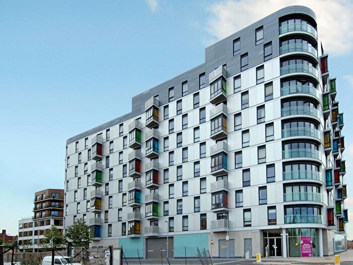 2 Bedroom Apartment To Rent In Hunsaker, Chatham Place, Alfred Street, Reading, RG1