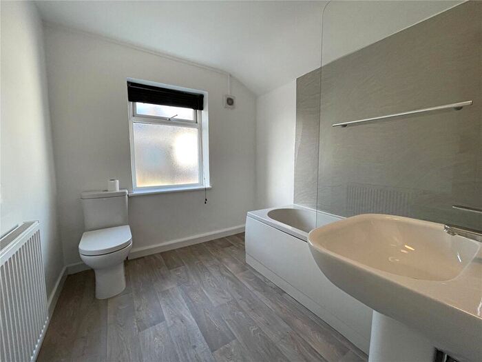 4 Bedroom Terraced House To Rent In Thomas Street, Caernarfon, Gwynedd, LL55