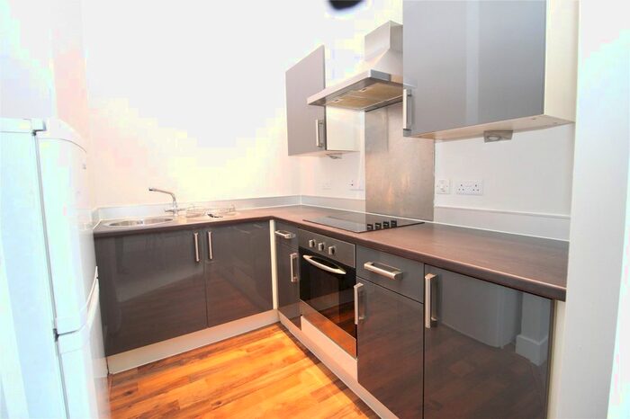 1 Bedroom Flat To Rent In Green Lane, Sheffield, South Yorkshire, Uk, S3