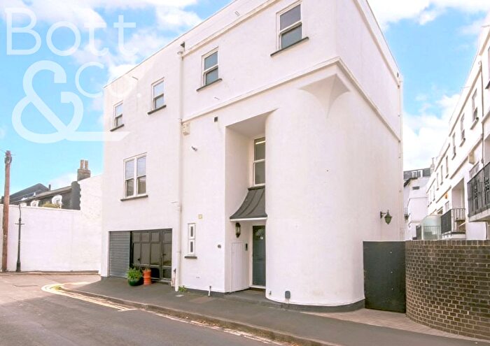 4 Bedroom Terraced House For Sale In Rock Grove, Brighton, BN2
