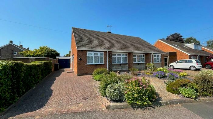 2 Bedroom Semi-Detached Bungalow For Sale In Okehampton Road, Styvechale, Coventry, CV3