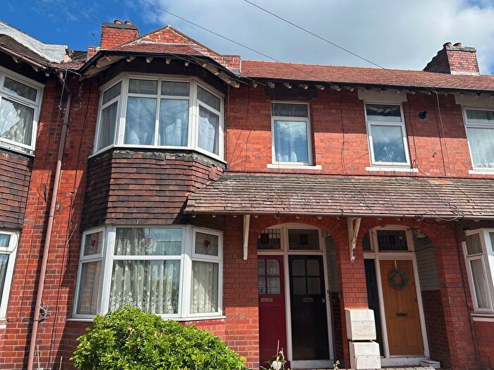 2 Bedroom Flat To Rent In Salt Road, Stafford, ST17