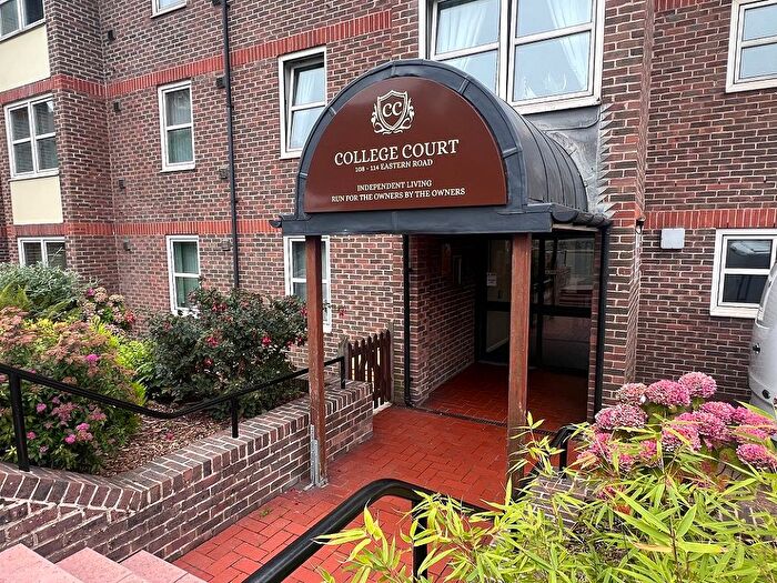 1 Bedroom Flat For Sale In Eastern Road, Brighton, BN2