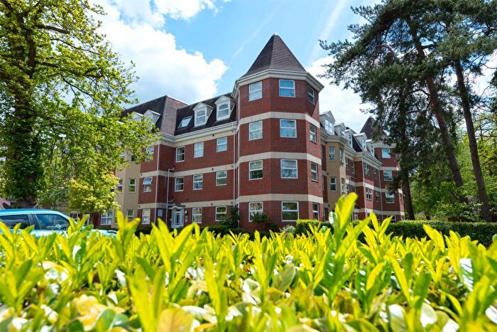 2 Bedroom Apartment To Rent In Camberley, GU15