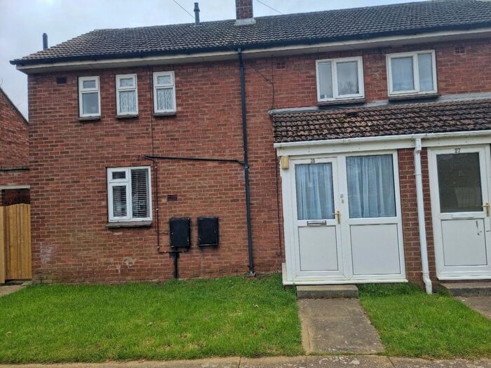3 Bedroom Semi-Detached House To Rent In Louisberg Road, Gainsborough, DN21