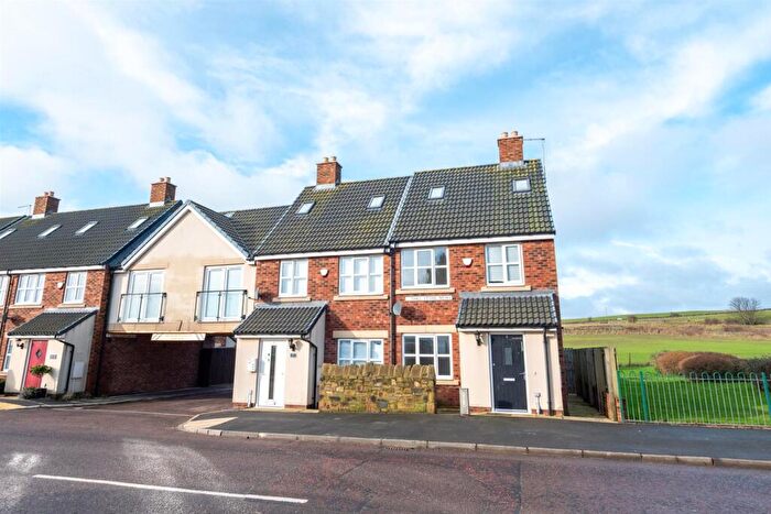 3 Bedroom End Of Terrace House For Sale In Thill Stone Mews, Whitburn, Sunderland, SR6
