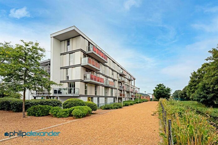 2 Bedroom Apartment To Rent In Kinnear Apartments, New River Village, Hornsey, N8