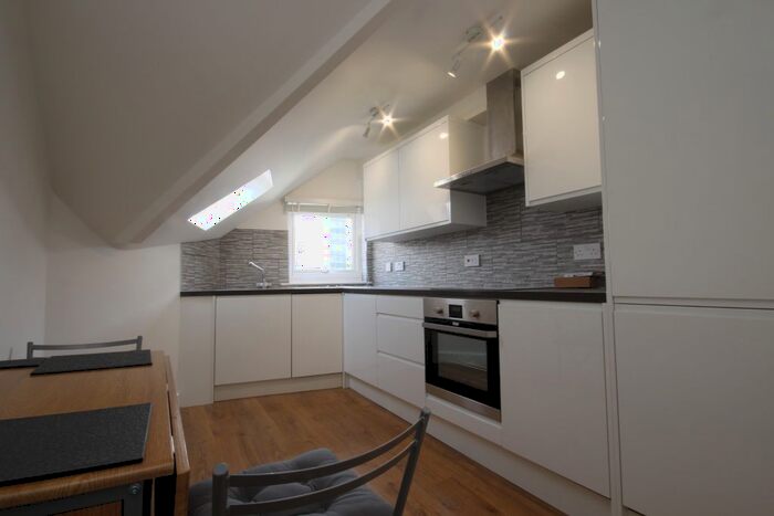 1 Bedroom Flat To Rent In King Street, Maidenhead, SL6